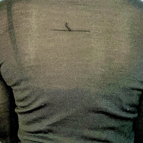 Blood & Honey turtleneck top - Picture 3 of 5